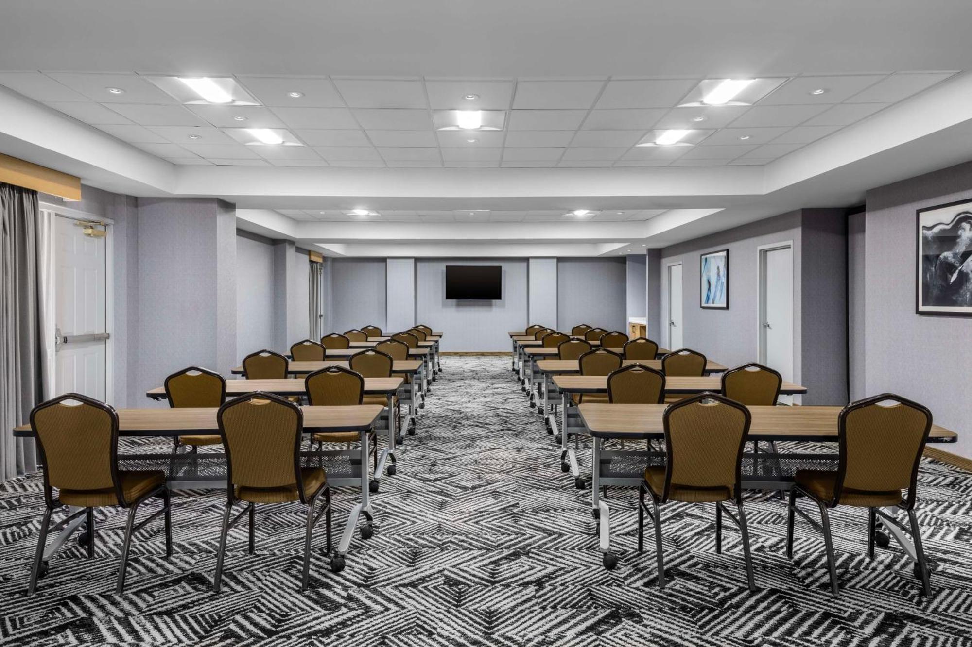 Hyatt Place Indianapolis Airport Ngoại thất bức ảnh