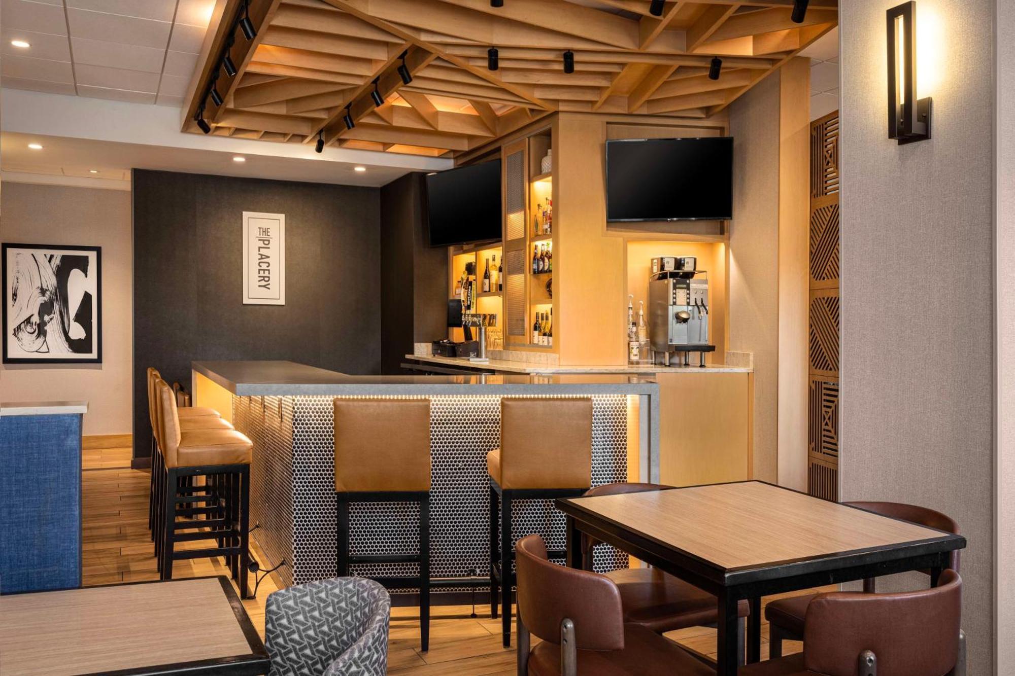 Hyatt Place Indianapolis Airport Ngoại thất bức ảnh